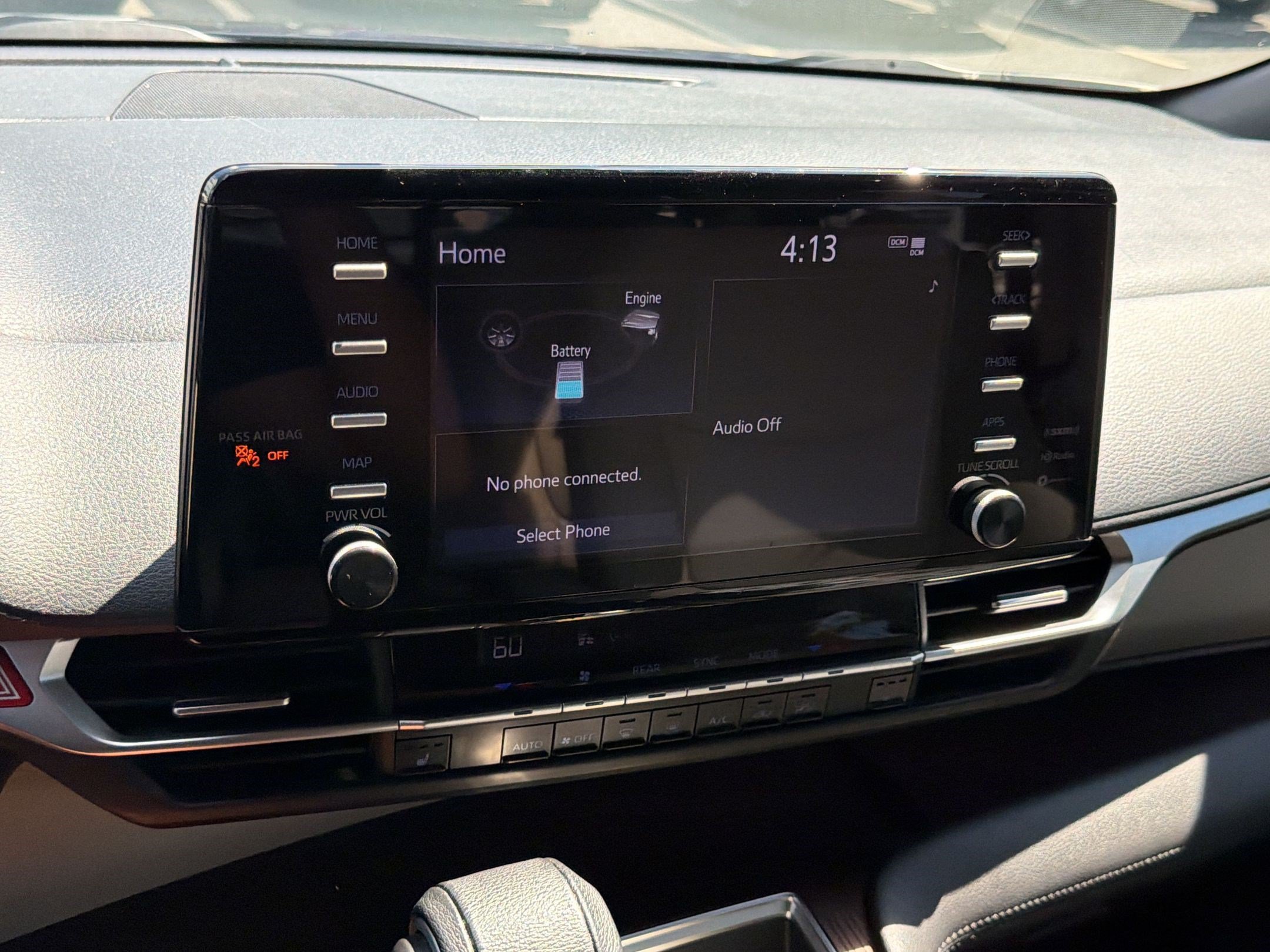 Used 2021 Toyota Sienna XLE FWD image 19