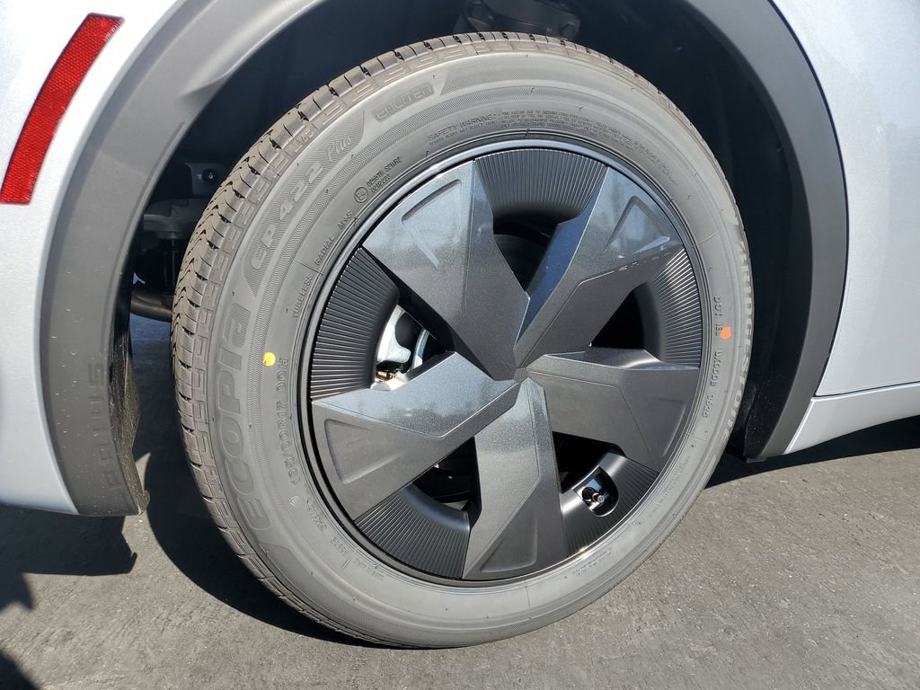 New 2026 Toyota Prius LE FWD image 8