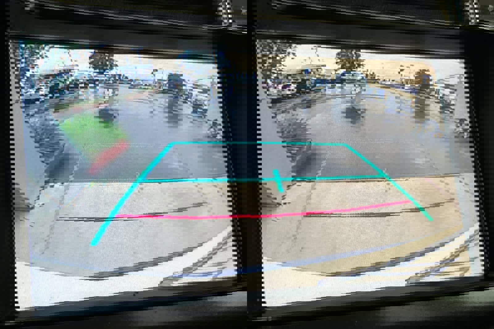 Used 2015 Toyota RAV4 LE image 20