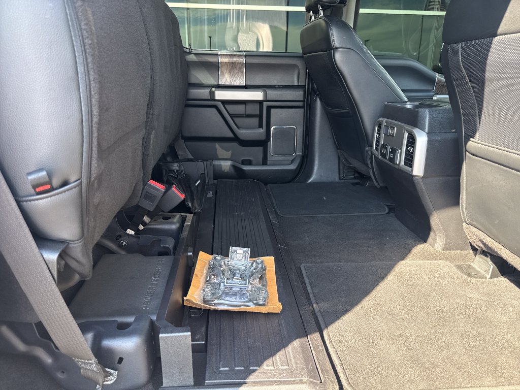 Used 2019 Ford F250 Lariat w/ Lariat Ultimate Package AWD/4WD image 42