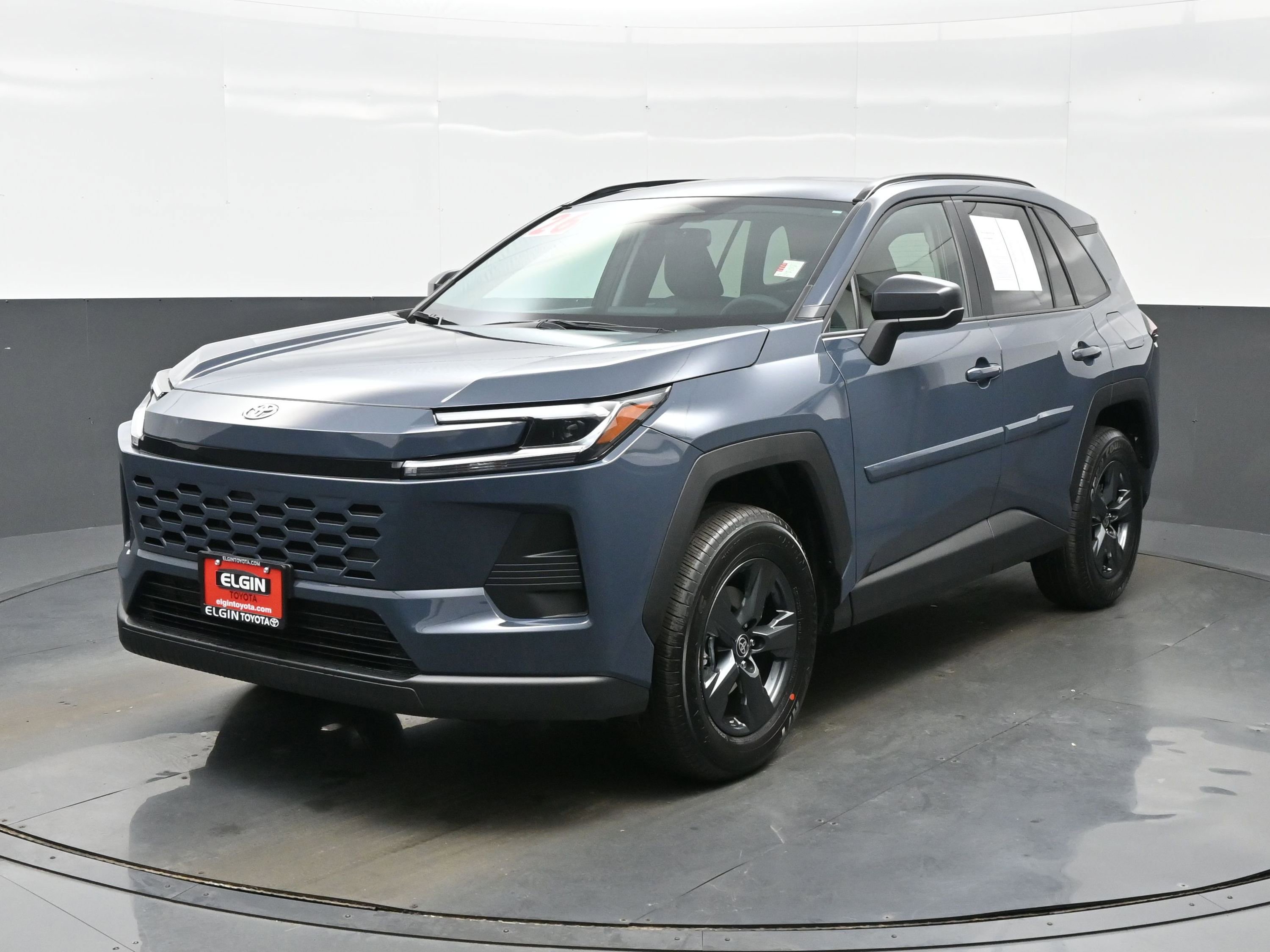 Used 2026 Toyota RAV4 LE AWD/4WD image 2