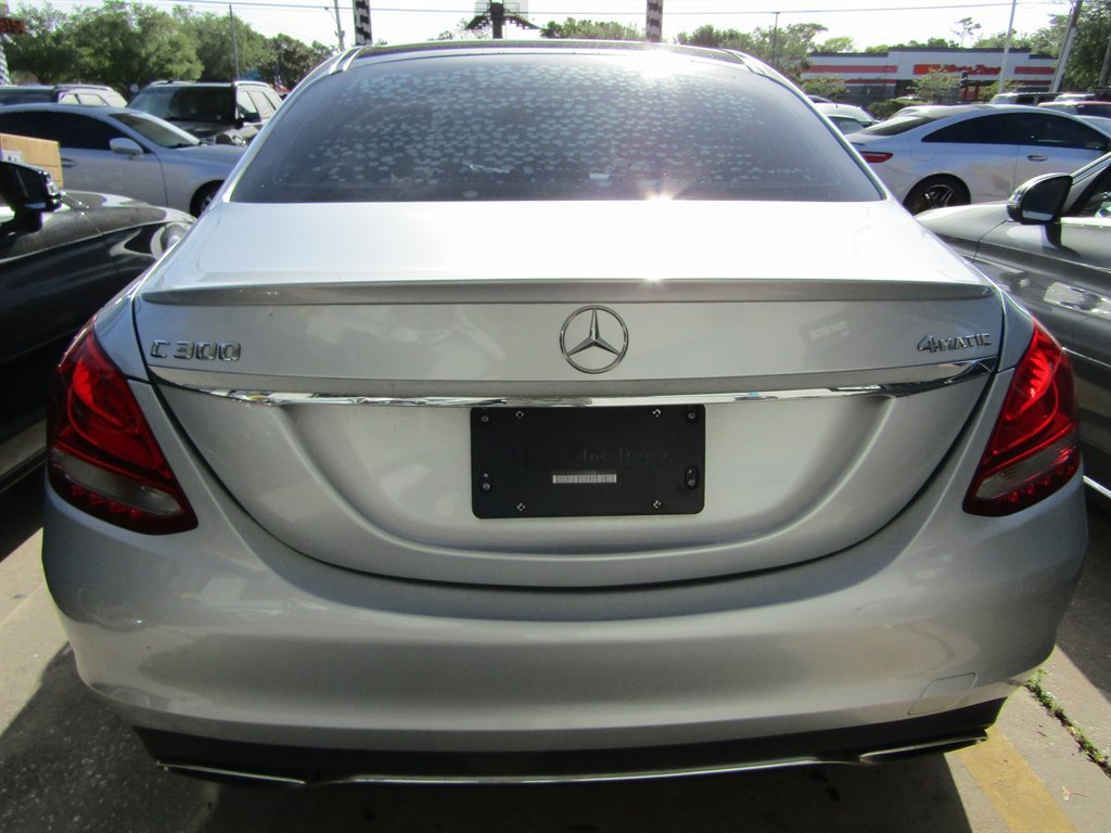 Used 2016 Mercedes-Benz C 300 4MATIC Sedan image 3