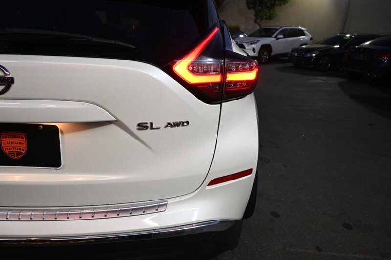 Used 2021 Nissan Murano SL w/ SL Moonroof Package AWD/4WD image 11
