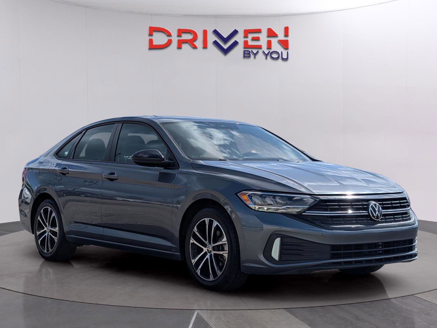 Used 2022 Volkswagen Jetta Sport image 7