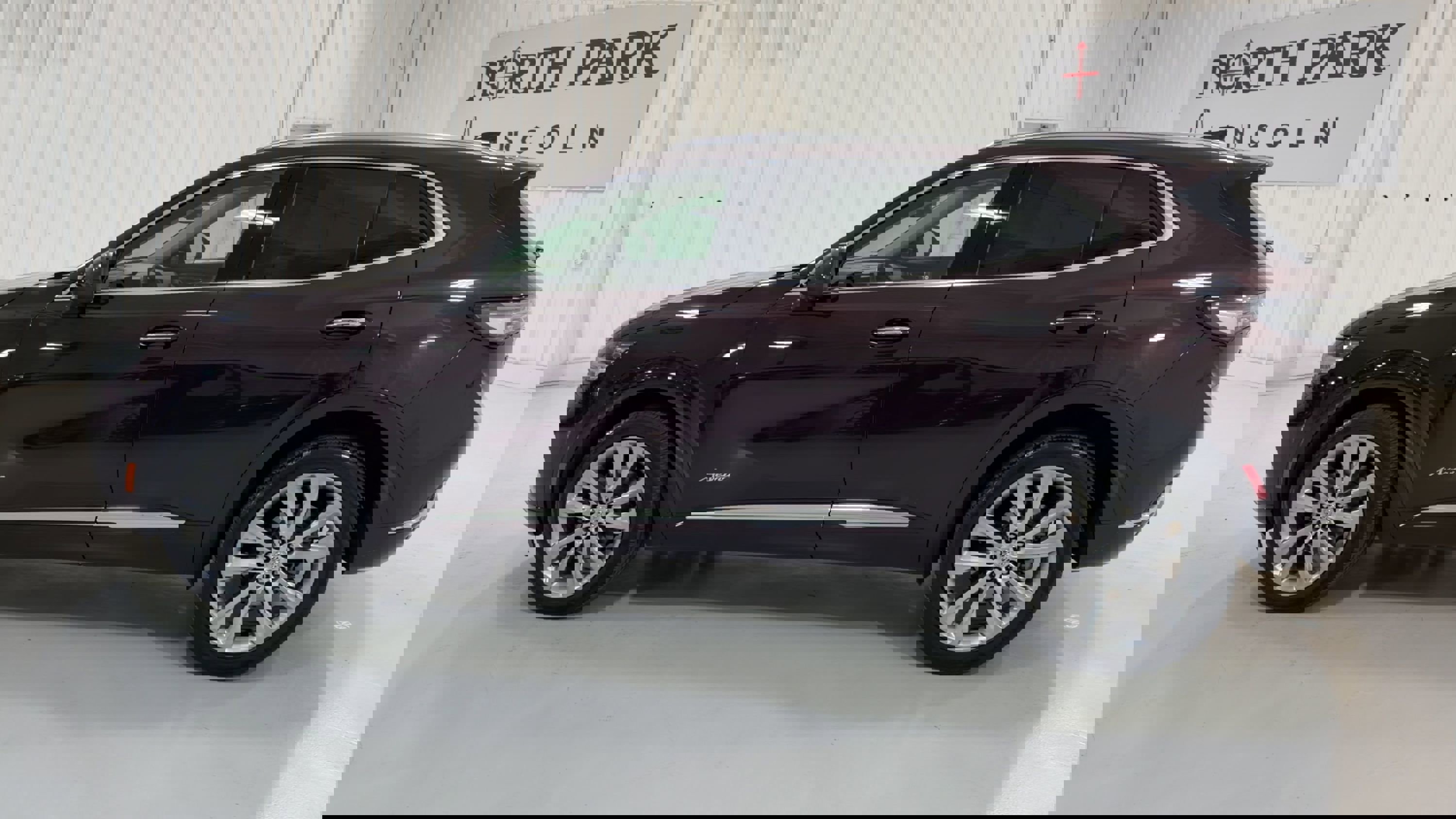 Used 2023 Buick Envision Avenir image 7