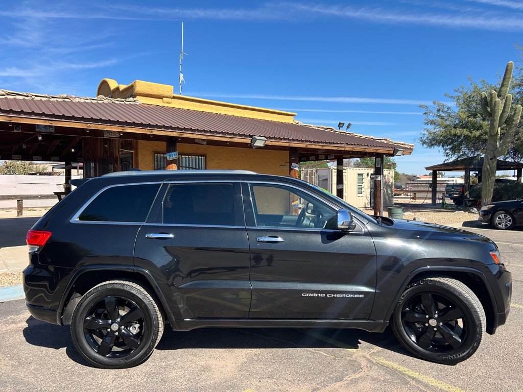 Used 2014 Jeep Grand Cherokee Overland w/ Trailer Tow Group IV image 6