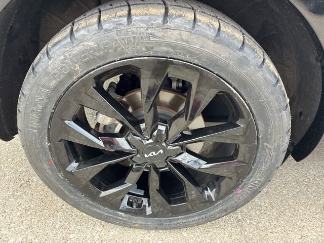 Used 2023 Kia Sorento SX FWD image 12