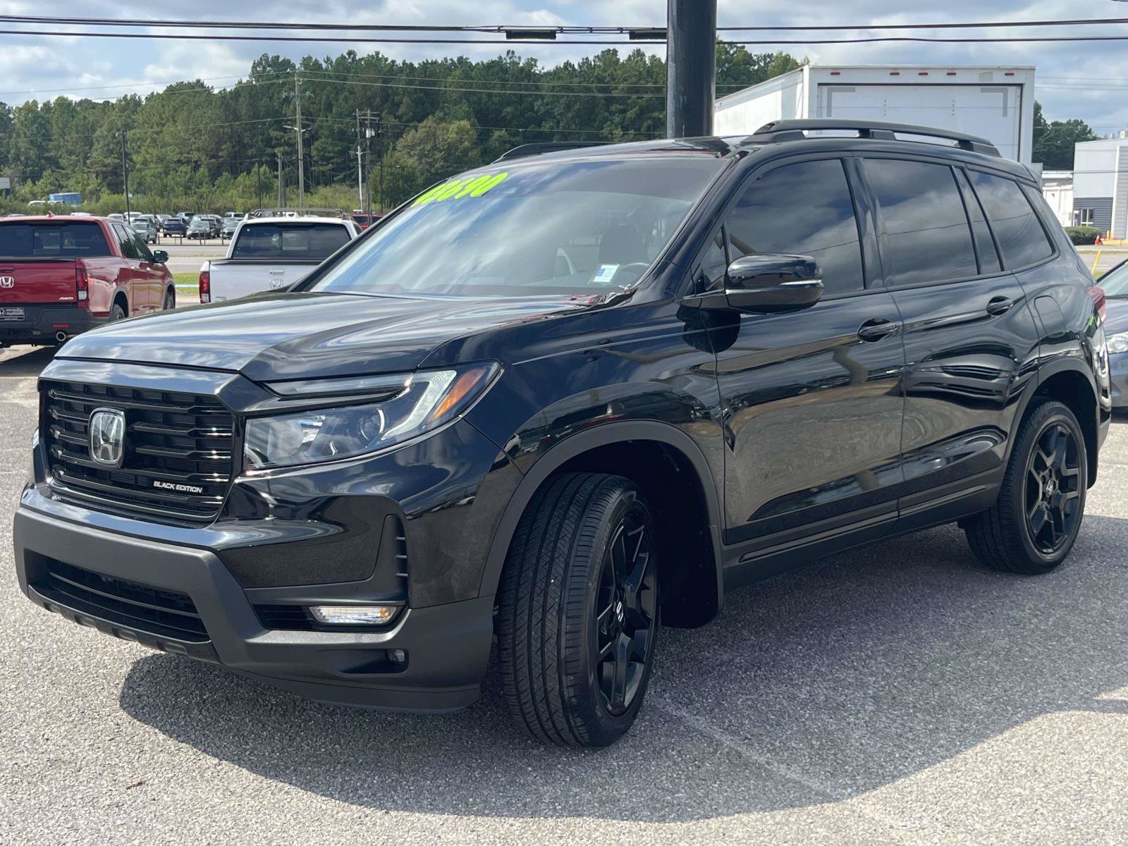 Certified 2025 Honda Passport Black Edition image 5
