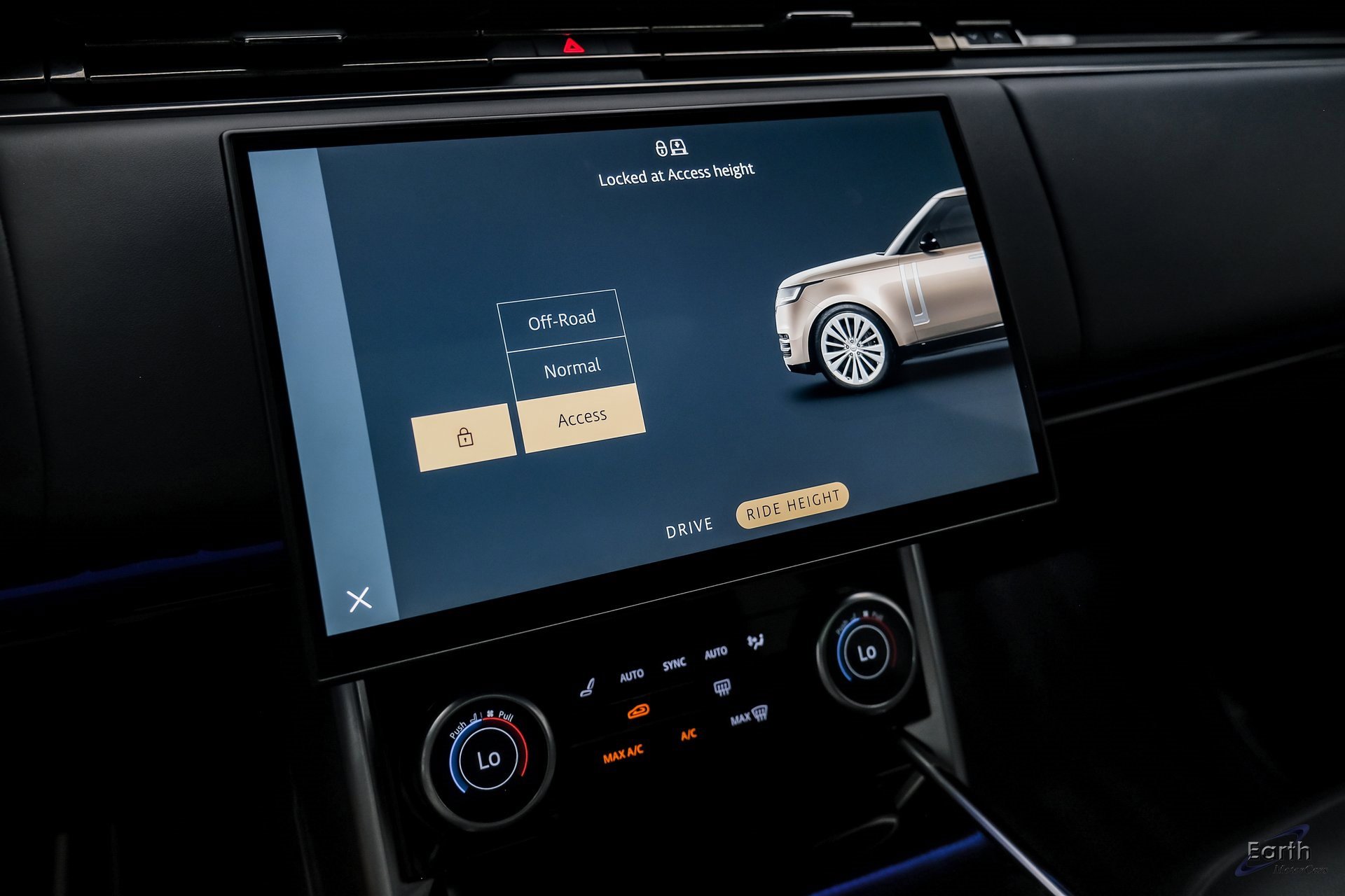 Used 2023 Land Rover Range Rover SE image 56