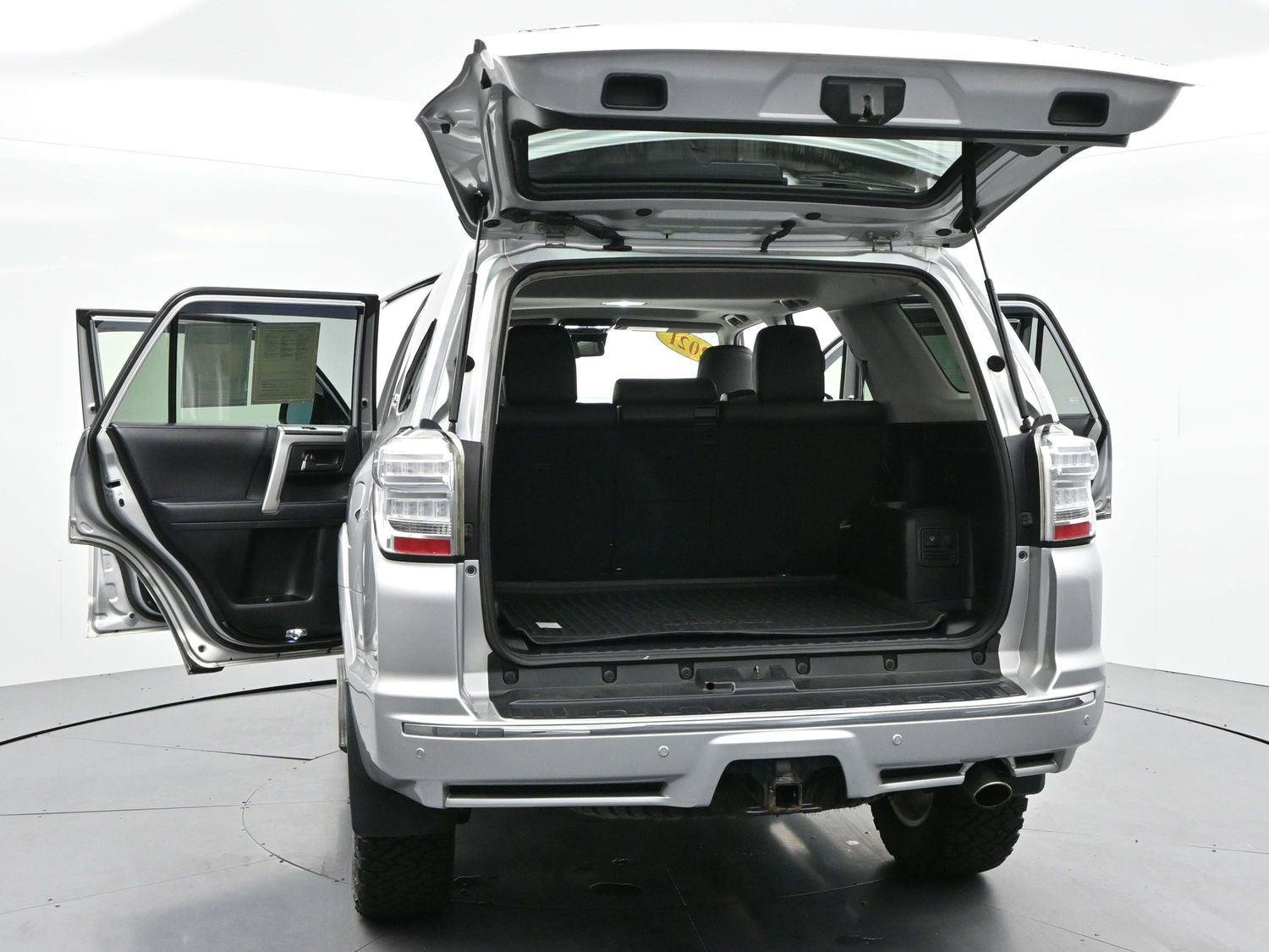 Used 2021 Toyota 4Runner Limited AWD/4WD image 51
