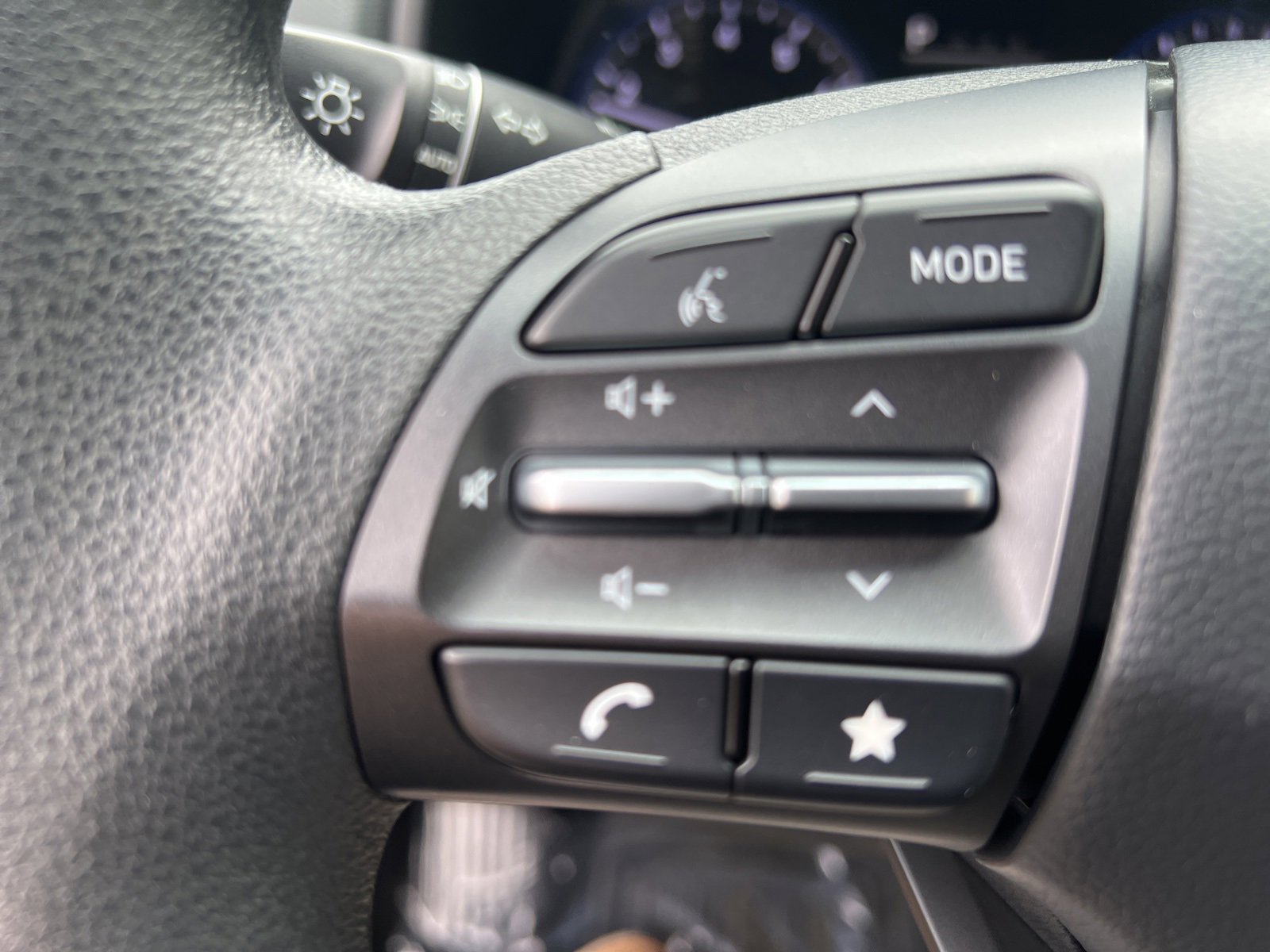 Used 2023 Hyundai Kona SEL image 19