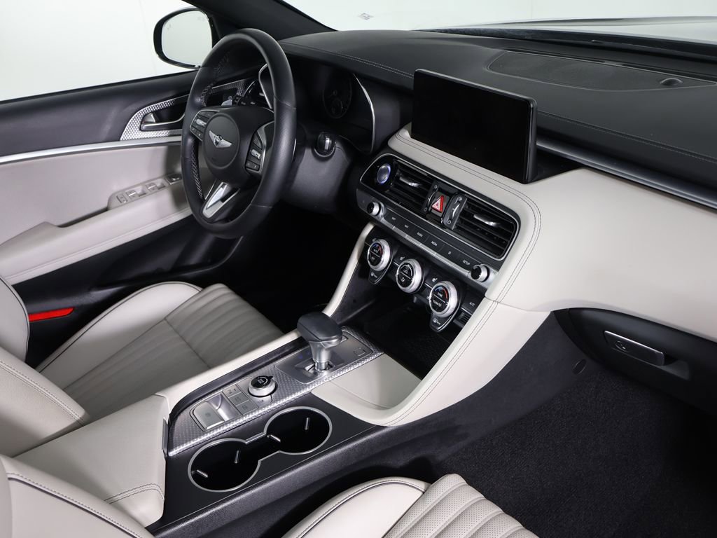 Used 2023 Genesis G70 2.0T w/ Sport Prestige Package image 30