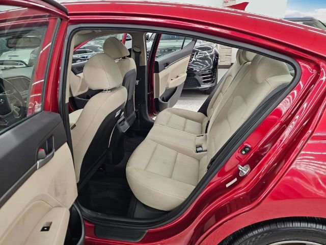 Used 2017 Hyundai Elantra Value Edition w/ Cargo Package image 31