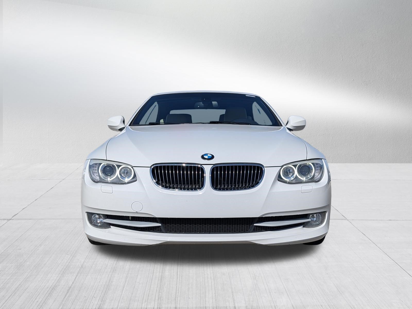Used 2011 BMW 328i Convertible RWD image 2