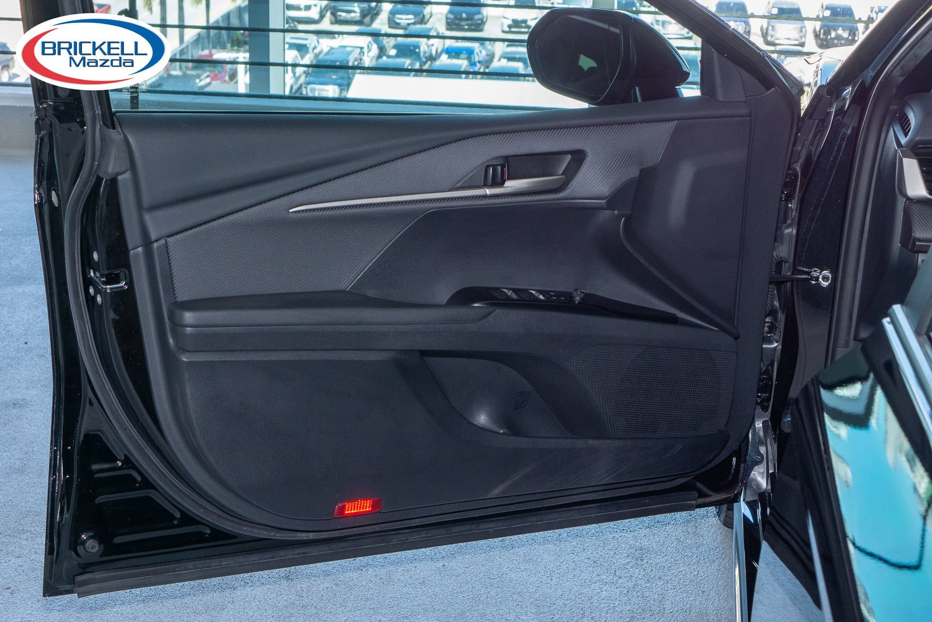 Used 2025 Toyota Camry SE w/ Multimedia Upgrade Package FWD image 10