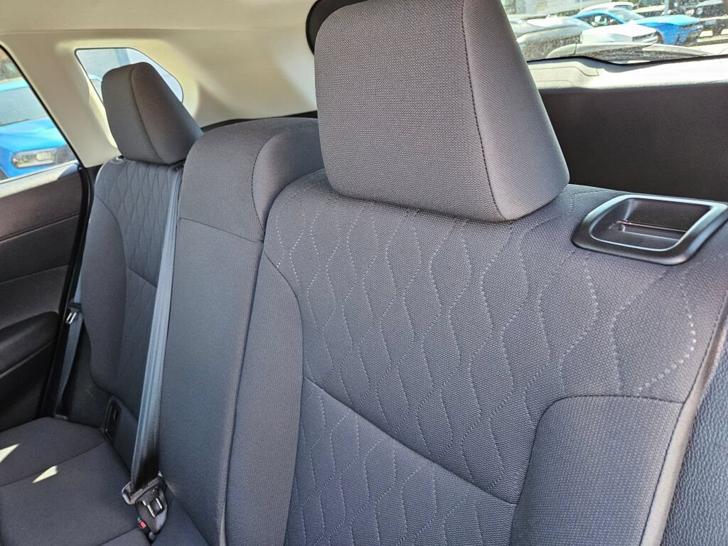 Used 2023 Toyota Corolla Cross LE w/ Moonroof Package AWD/4WD image 15