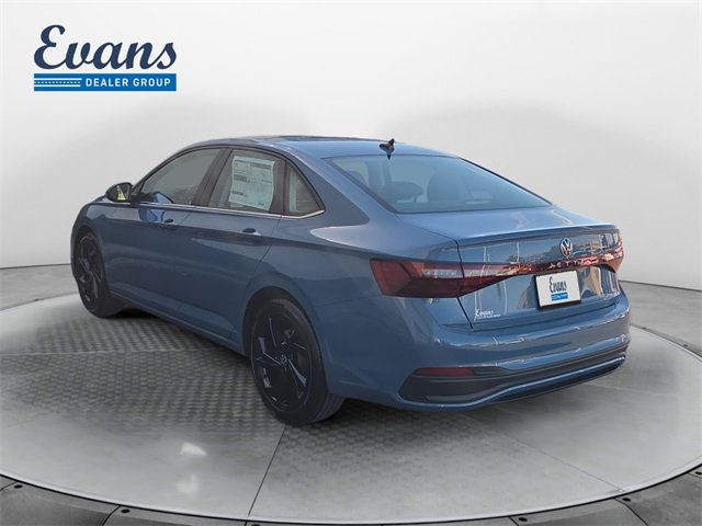 New 2026 Volkswagen Jetta SE image 3