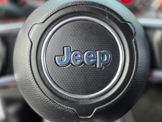 Used 2021 Jeep Wrangler Unlimited Rubicon AWD/4WD image 25