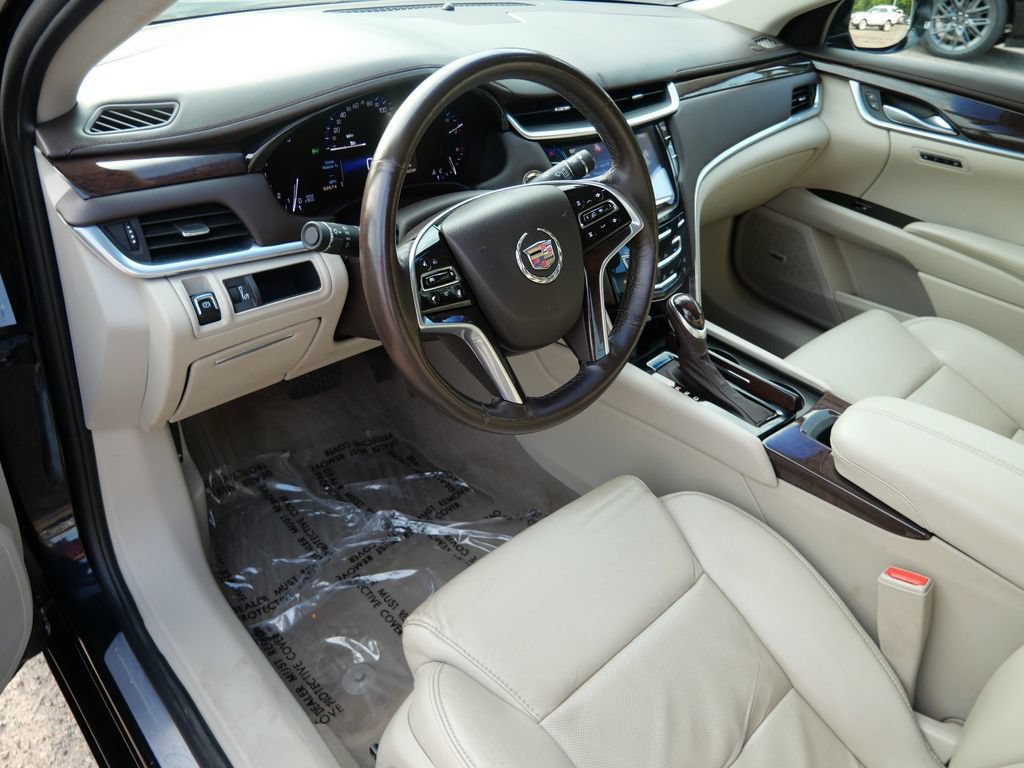 Used 2015 Cadillac XTS Luxury AWD/4WD image 3