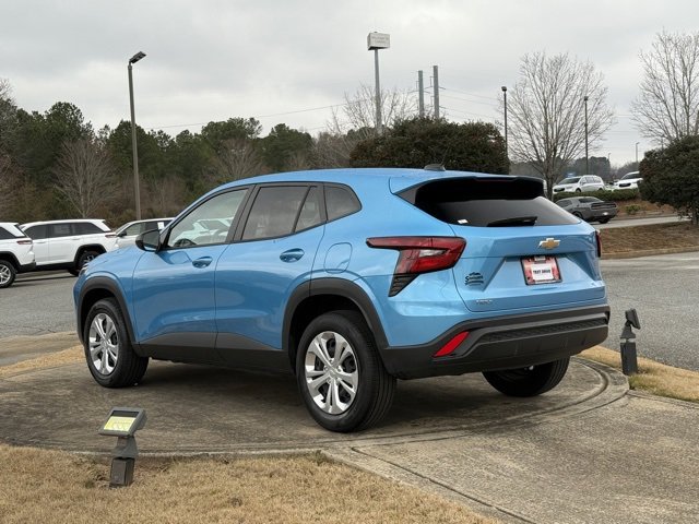 Used 2025 Chevrolet Trax LS image 5