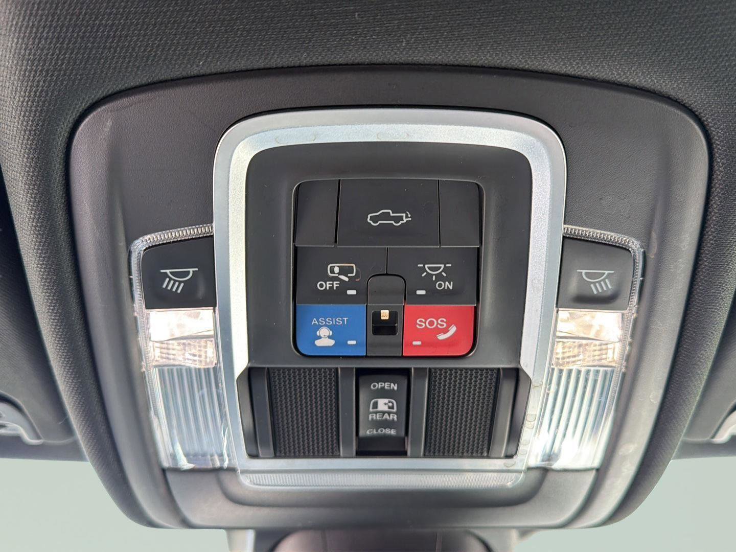 Used 2021 RAM 1500 Laramie w/ Sport Appearance Package image 19