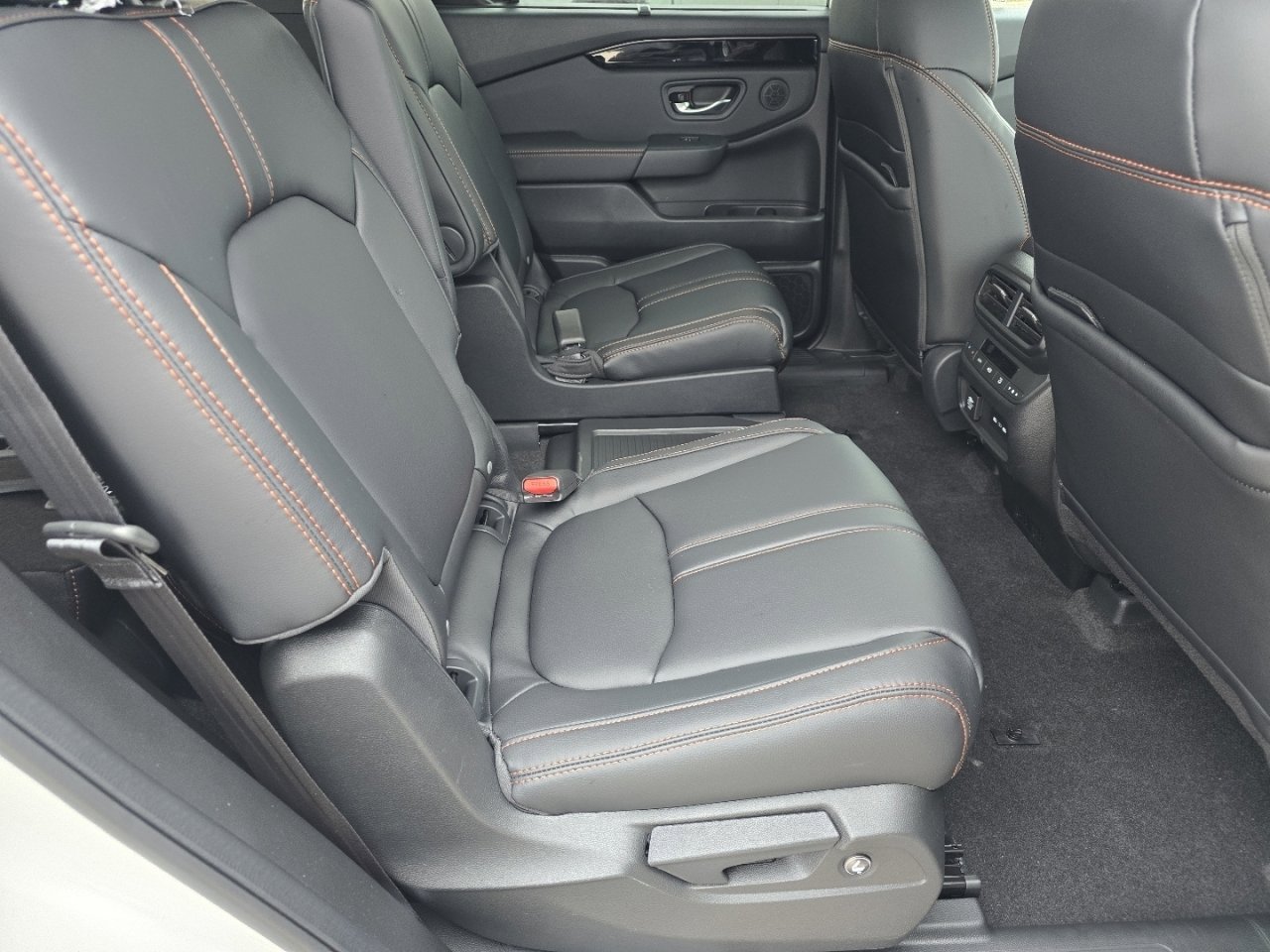 New 2025 Honda Pilot TrailSport image 22