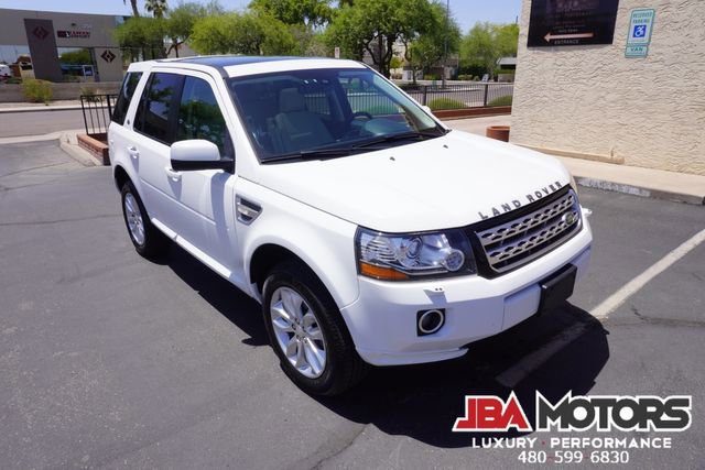 Used 2015 Land Rover LR2 HSE LUX image 49