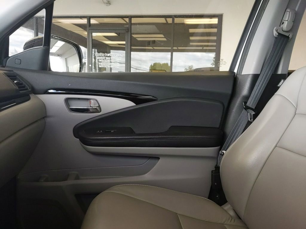Used 2021 Honda Pilot Touring image 27