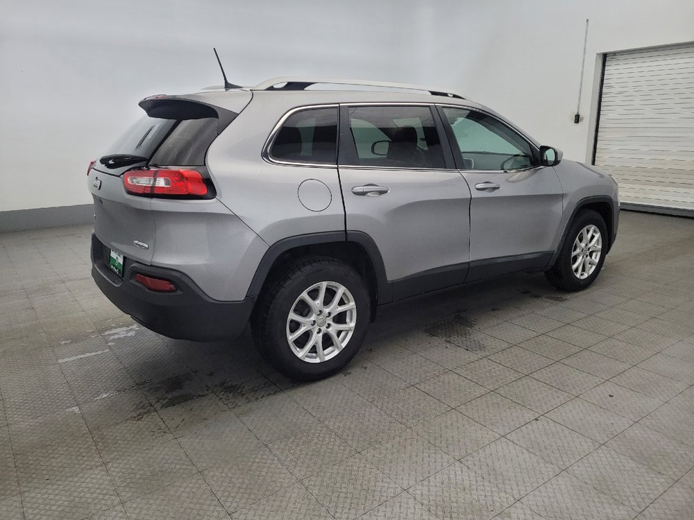 Used 2017 Jeep Cherokee Latitude w/ True North Edition AWD/4WD image 10