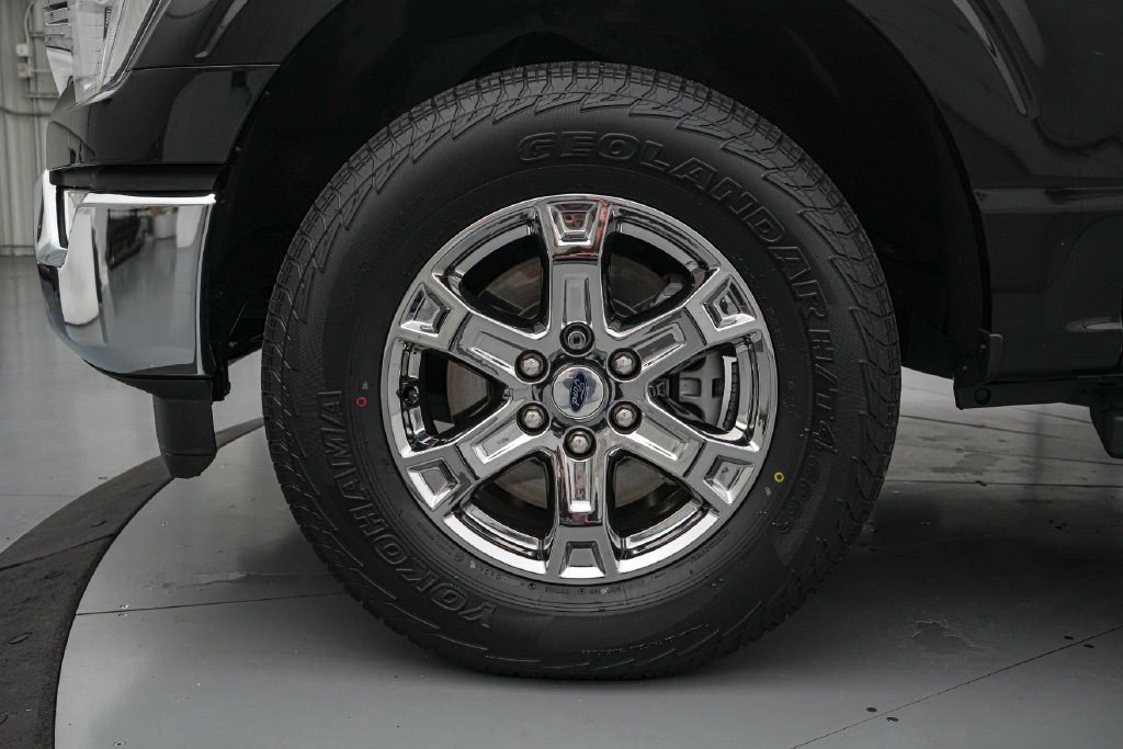 Certified 2023 Ford F150 XLT w/ XTR Package AWD/4WD image 11