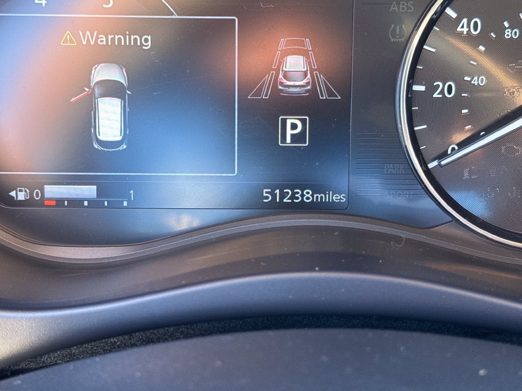 Used 2023 Nissan Kicks SR w/ SR Premium Package FWD image 19
