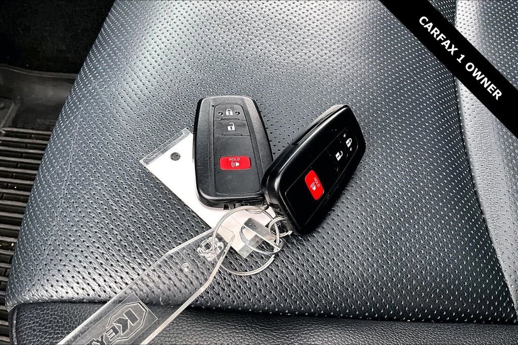 Used 2023 Toyota 4Runner Limited image 32