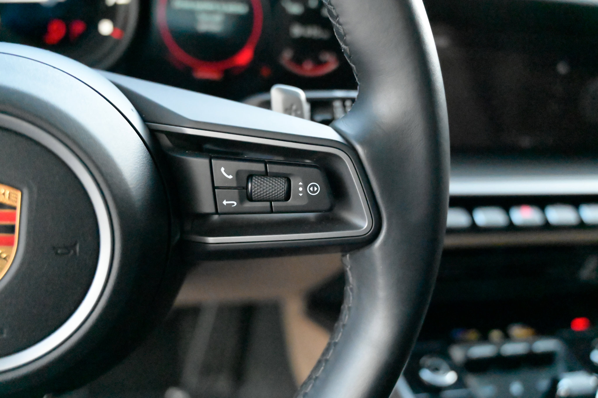 Used 2022 Porsche 911 Carrera image 26