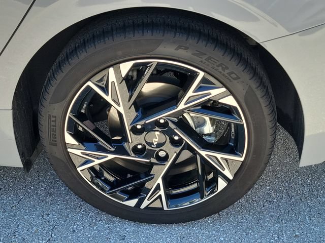 Certified 2025 Kia K5 GT-Line w/ GT-Line Premium Package FWD image 7