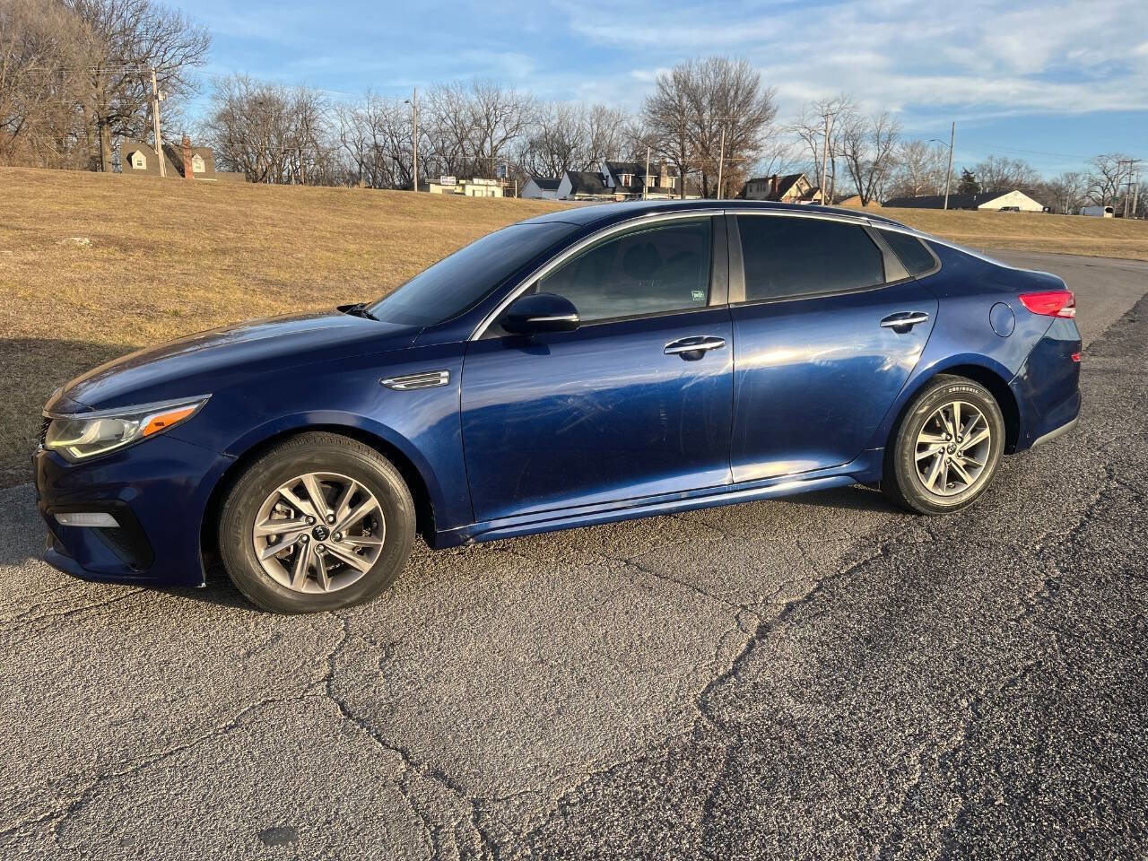 Used 2019 Kia Optima LX image 8