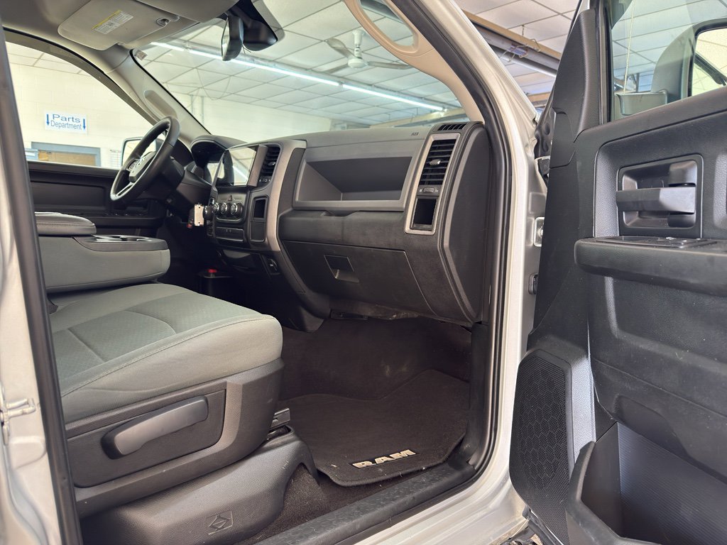 Used 2018 RAM 1500 Express image 28