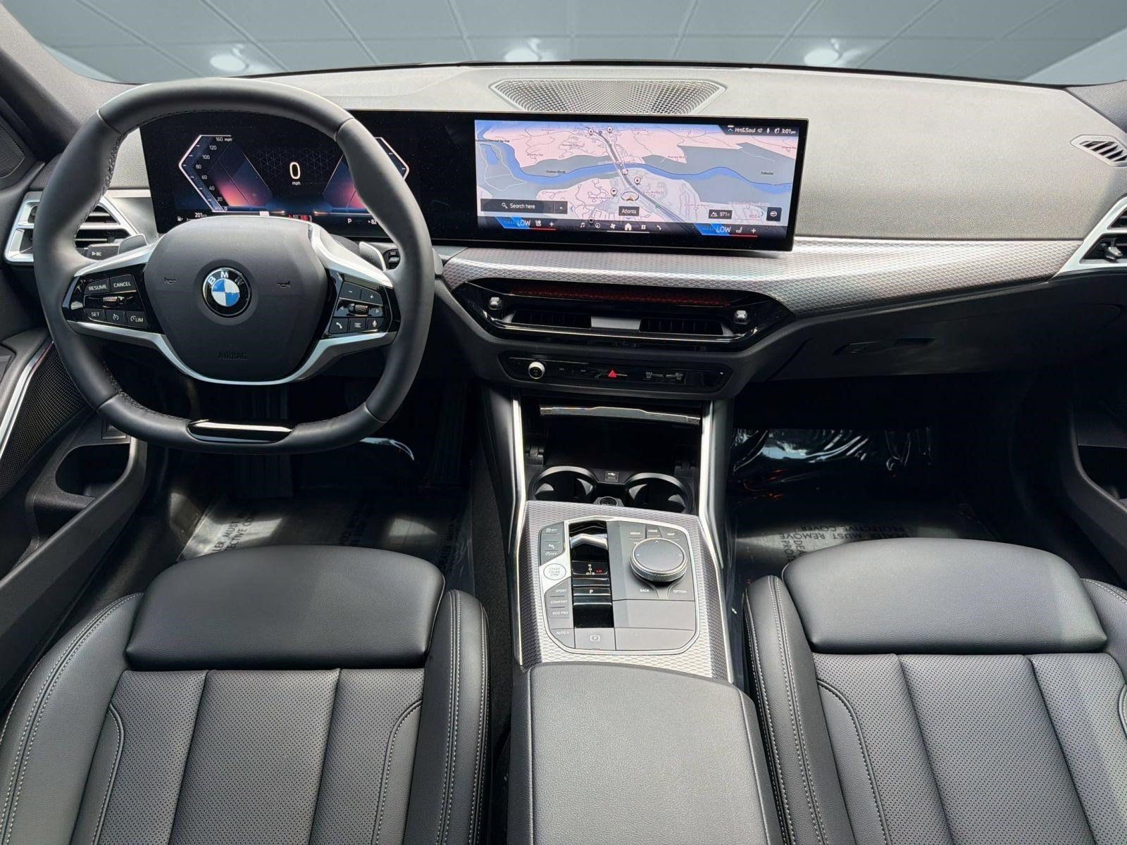 Used 2025 BMW 330i Sedan w/ M Sport Package RWD image 4