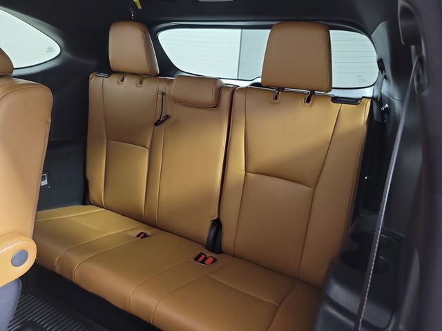 Used 2022 Toyota Highlander Platinum AWD/4WD image 14