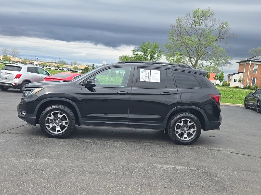Used 2023 Honda Passport TrailSport image 4