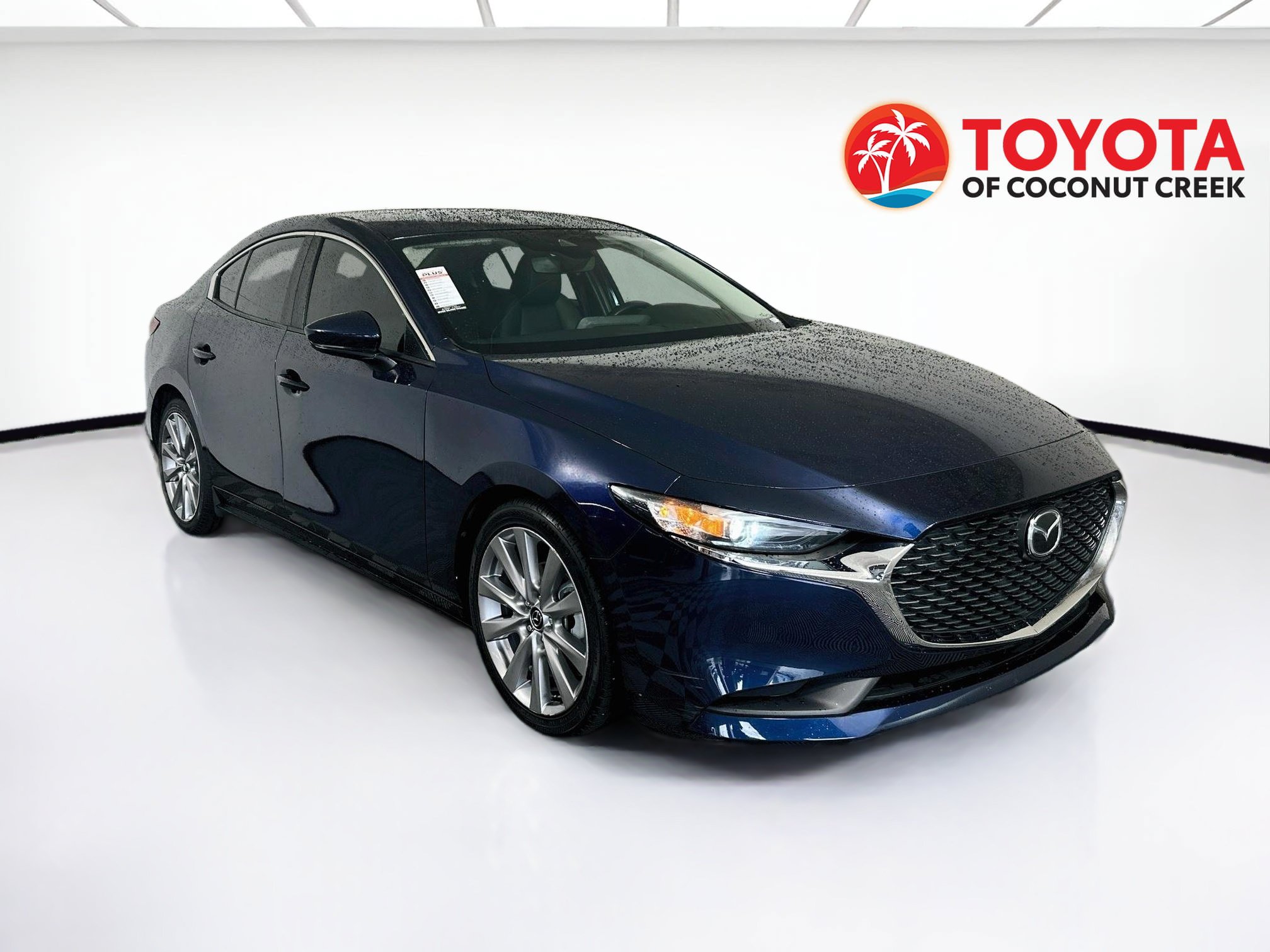 Used 2021 MAZDA MAZDA3 s FWD image 1