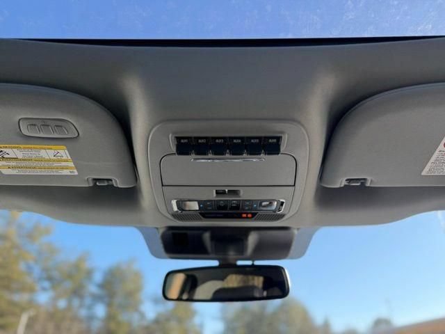 New 2026 Ford F250 Lariat w/ Lariat Ultimate Package AWD/4WD image 21