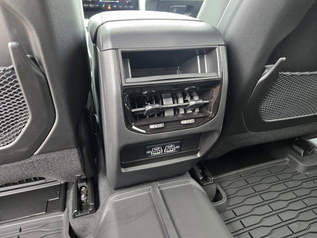 New 2025 Jeep Grand Cherokee Laredo X w/ Trailer Tow Package RWD image 17