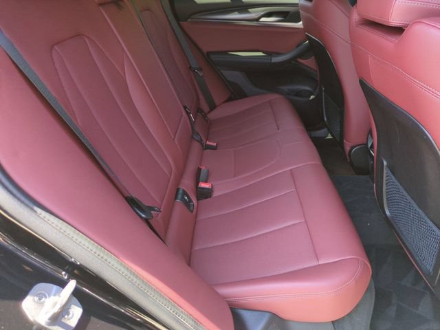 Used 2023 BMW X4 xDrive30i w/ M Sport Package AWD/4WD image 17
