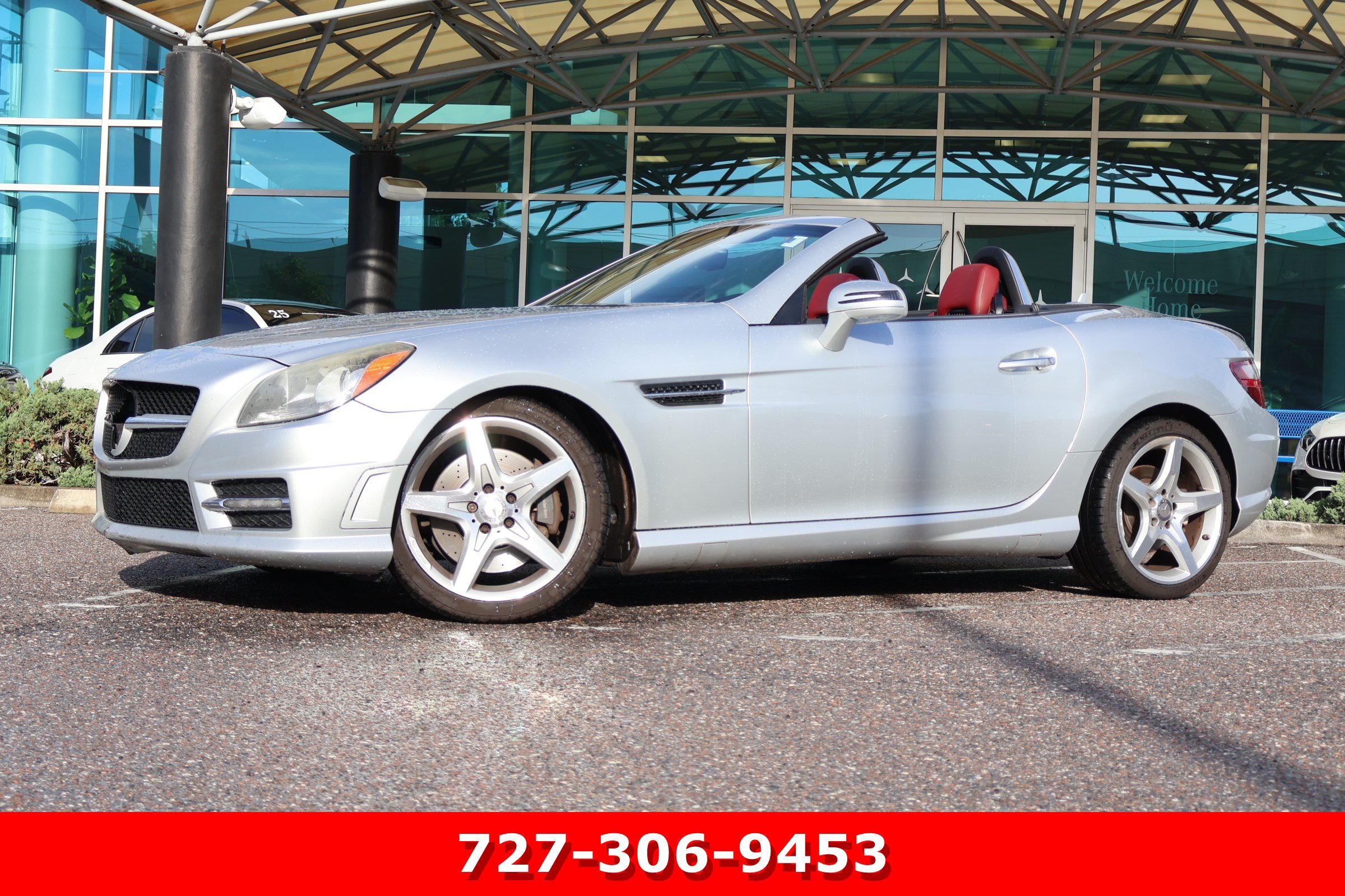 Used 2016 Mercedes-Benz SLK 300 image 5