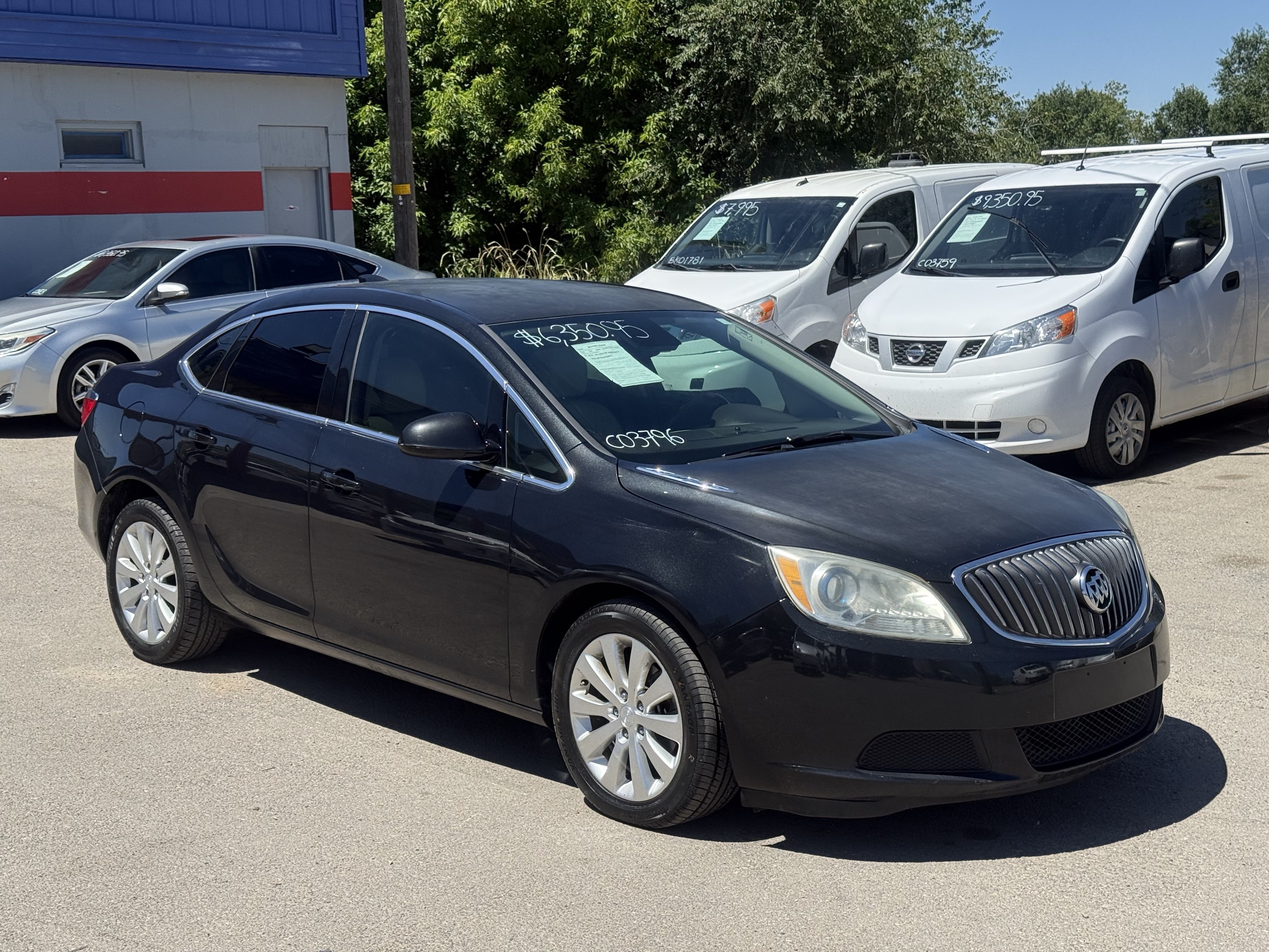 Used 2015 Buick Verano FWD image 2