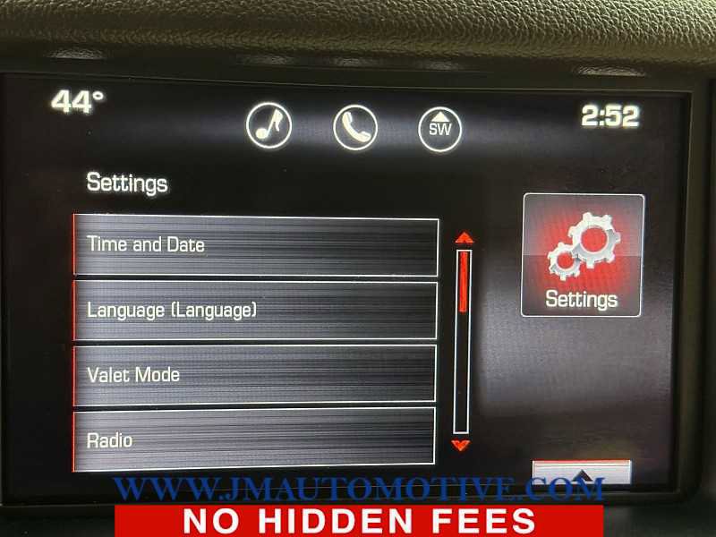 Used 2015 GMC Yukon Denali w/ Touring Package image 30