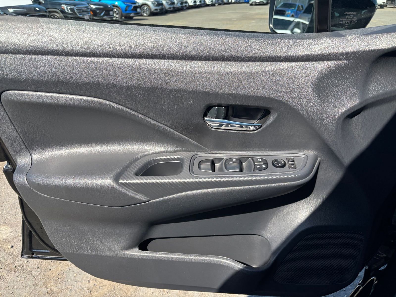 Used 2025 Nissan Versa SV FWD image 18