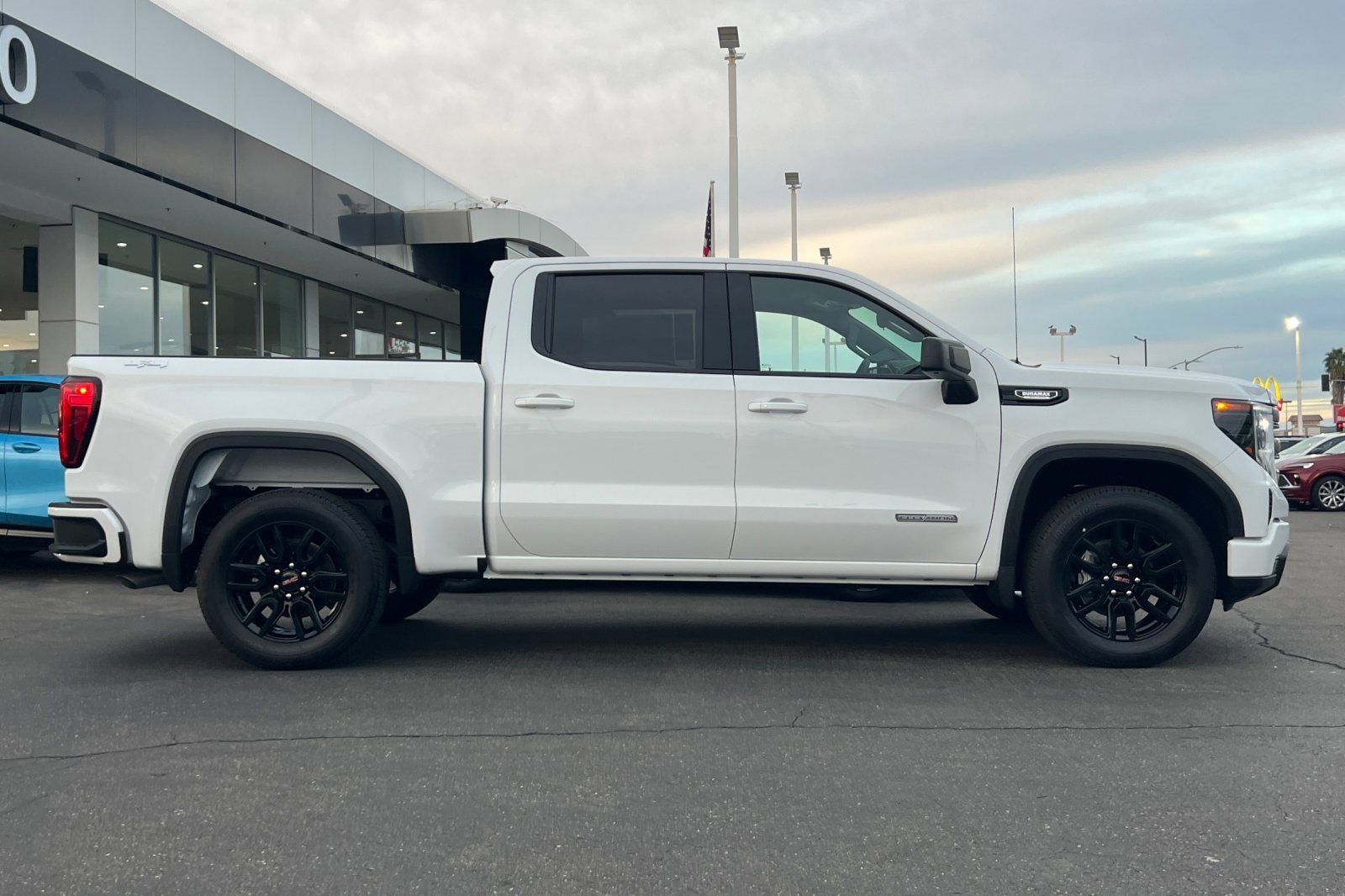 New 2026 GMC Sierra 1500 Elevation image 4