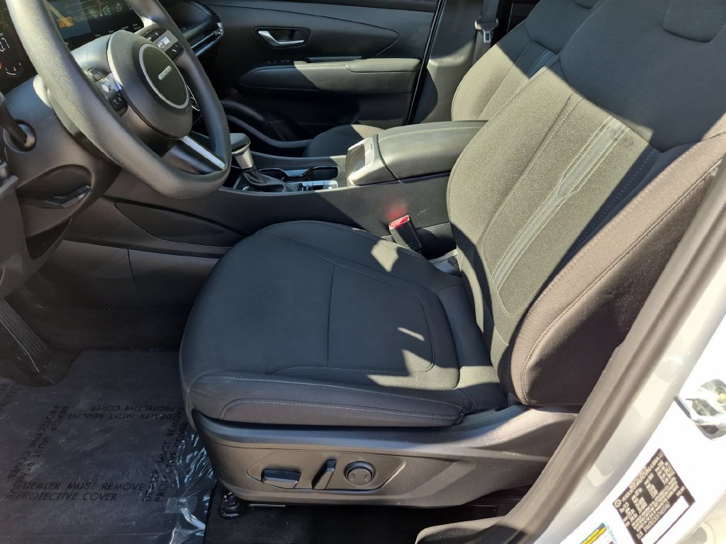 Used 2026 Hyundai Tucson SEL FWD image 21