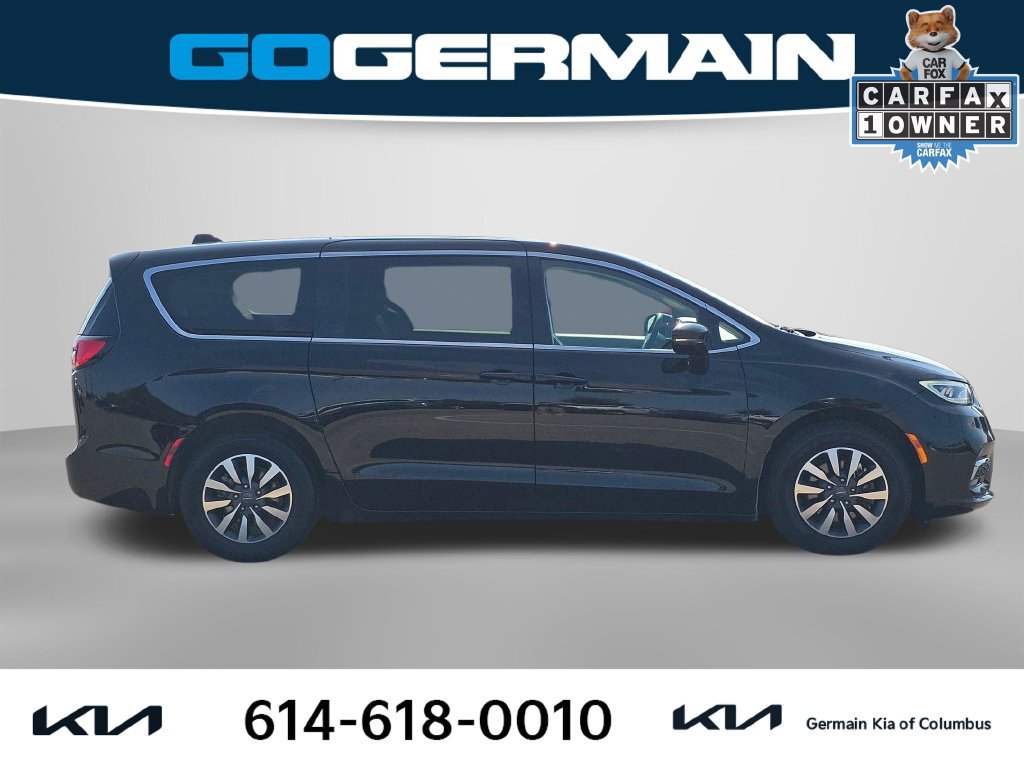 Used 2024 Chrysler Pacifica Limited FWD image 6
